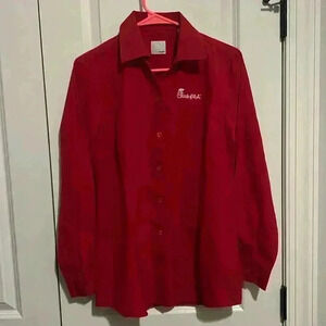🐄Chick-fil-a size Medium Red button down long sleeve team work shirt like new